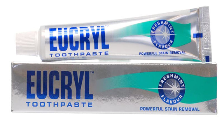 kem tẩy trắng răng Eucryl