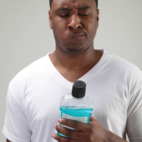 Bổ sung Fluoride bằng nước súc miệng cho răng chắc khỏe