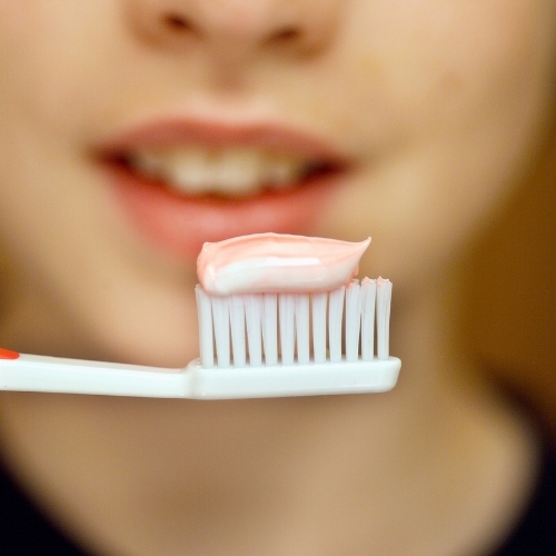 Chú ý sử dụng kem đánh răng trị sâu răng để có hiệu quả tốt nhất