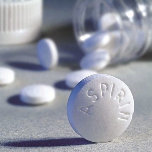 Công dụng của thuốc Aspirin là giảm đau, hạ sốt, chống viêm hiệu quả 