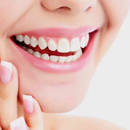 Thời gian bọc răng sứ dao động trong khoảng 2 - 7 ngày 